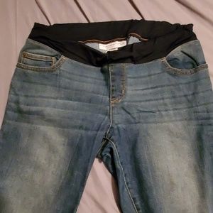 Maternity Jeans ( 2 jeans)